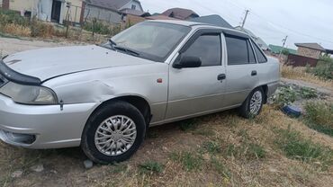 Daewoo: Daewoo Nexia: 2010 г., 1.5 л, Механика, Бензин, Седан