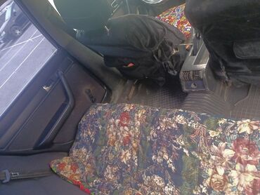 Audi: Audi 100: 1992 г., Бензин, Седан — 8