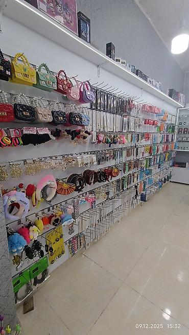 telefon saatler: Aksessuar və hədiyyəlik məhsullar mağazası – geniş çeşid Vitrin və — 3