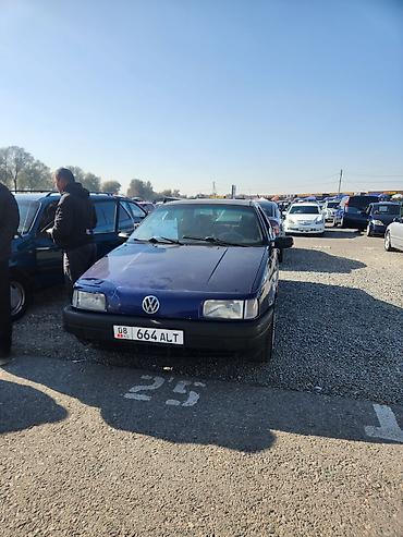 green line: Volkswagen Vento: 1992 г., 1.8 л, Механика, Бензин, Седан — 2