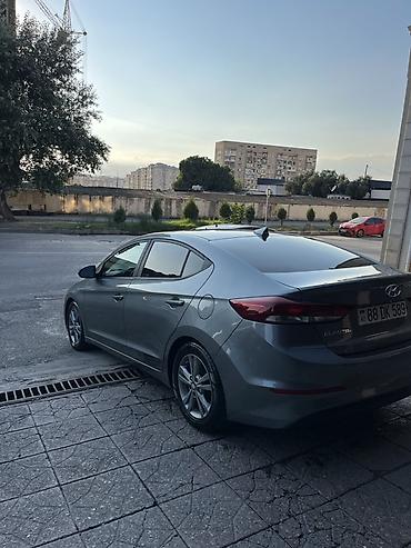 kia servis ehtiyat hisseleri: Hyundai Elantra – sedan, geniş və rahat salon Özəlliklər: - Qara — 9