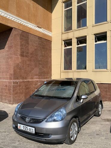 Honda: Honda Fit: 2003 г., 1.3 л, Вариатор, Бензин, Хэтчбэк