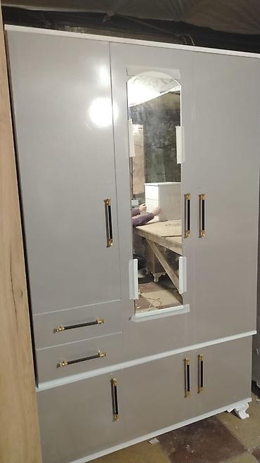Dolab-asılqanlar: 📌Dolab 3qapi 💶Qiymet 150azn 📏Ölçü 120 eni 2 hündür 47 dərin 🌈Reng — 4