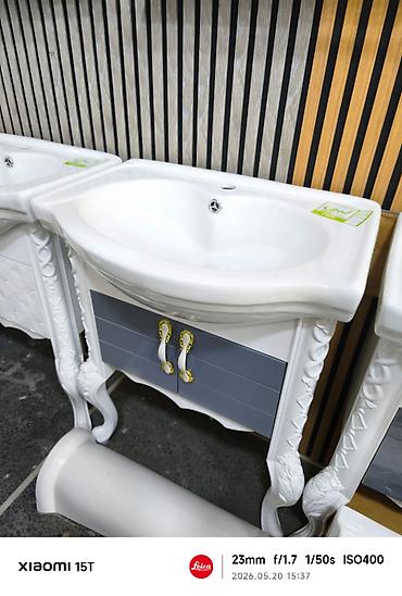 Hamam dolabları: Klassik üslubda vanna otağı üçün dolablı lavabomuz. - Material — 1