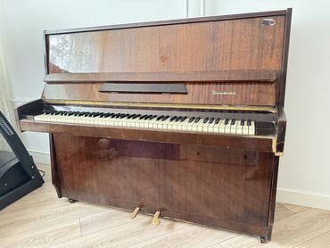 маленькое пианино: Продам пианино, самовывоз 5000 сом