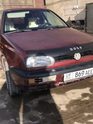 шины на тико: Автомобиль Volkswagen Golf, представленный в тёмно-красном цвете