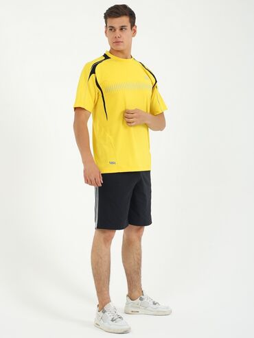 Футболки: Футболка UMBRO AS045 Материал: Climacool Цена 1200 с. размеры от — 14