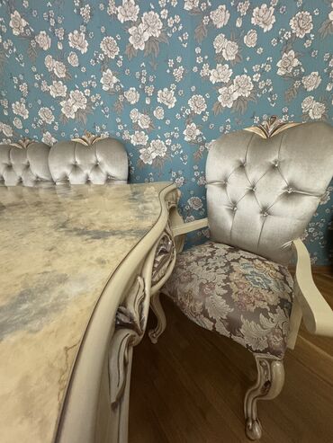 Qonaq otağı dəstləri: İşlənmiş, Komod, Masa və oturacaqlar, TV altlığı, Türkiyə — 3