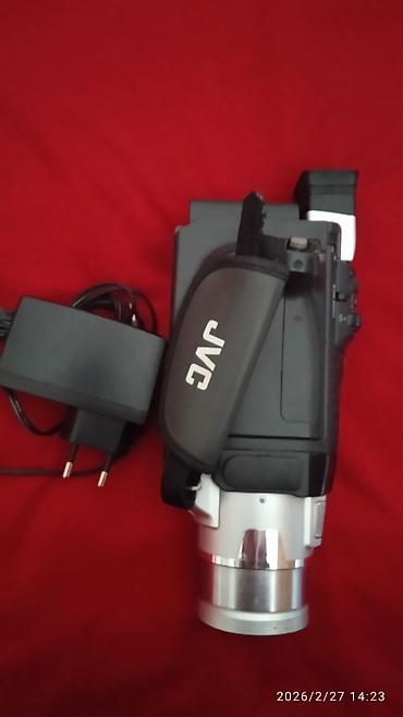 Видеокамеры: Продам две видеокамеры за 3000 сом — 17