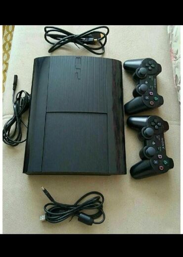 PS3 (Sony PlayStation 3): PS 3 tam ideal vezyetde hec bir prablemi donması qizmasi Yoxdu . 2eded