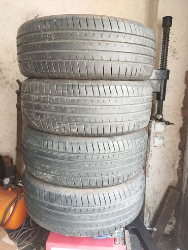 Təkərlər: İşlənmiş Şin Kapsen 215 / 50 / R 17