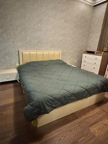 sit ortuyu: Yataq çarpayısı – iki nəfərlik - Ölçü: təxmini 160x200 sm (şəkillərə — 2