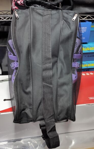 Ролики: Оригинальные ролики трёх рацветок,размеры от S -31-34, и М -35-38.В — 6