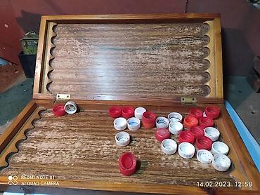 Другие аксессуары для мобильных телефонов: 1) 2) Видиокассеты 50 с/штука. 3) Радиорепродуктор СССР 50 сом — 10