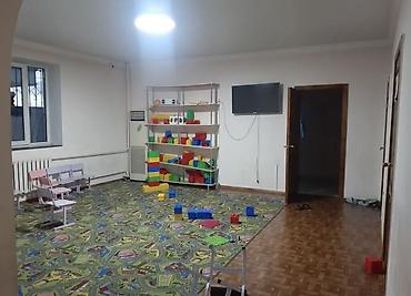 сдаю помещения джал: 300 м², 6 комнат и более, Нижний Джал (Джал-23), Можно с животными — 9
