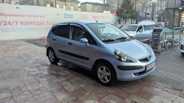 Honda: Honda Jazz: 2004 г., 1.4 л, Механика, Бензин, Хэтчбэк