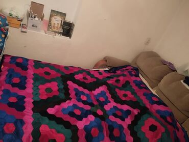 текстиль одеяла подушки: Продается покрывало на кровать, ручная работа 
Обращаться по номеру