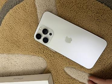 half life: IPhone 15 Pro Max, Б/у, 256 ГБ, White Titanium, Коробка, 86 % — 2