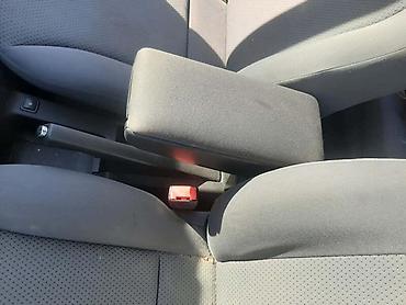 a4: NASLON ZA RUKE ZA SEAT LEON, TOLEDO OD 2000. DO 2005. GOD. | Naslon — 1