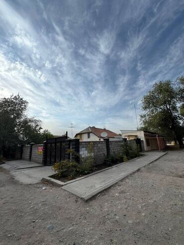 квартира верхный токолдош: Дом, 128 м², 5 комнат, Евроремонт