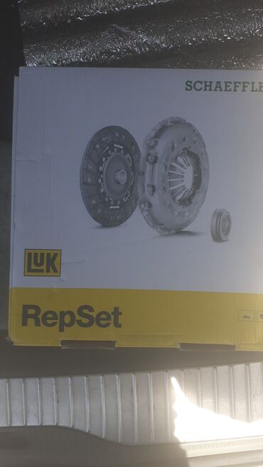 Автозапчасти: Schaeffler LUK RepSet debriyaj dəsti. Bu dəstə debriyaj diski, basqı