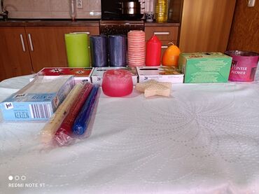 новые коробки: Новые фирменные свечи