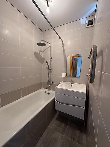 Продажа квартир: 2 комнаты, 49 м², Индивидуалка, 2 этаж, Косметический ремонт at lalafo.kg — 7 Продажа квартир: 2 комнаты, 49 м², Индивидуалка, 2 этаж, Косметический ремонт — 7