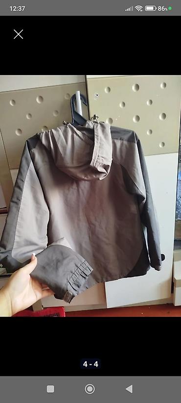 payız geyimləri: Kişi üçün yüngül küləkkeçirməz jaket - Rəng: bozun iki tonu (açıq və — 2