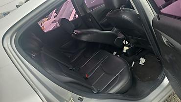 Chevrolet: Chevrolet Spark: 2017 г., Бензин — 15