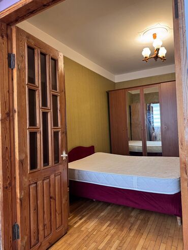 Uzunmüddətli kirayə mənzillər: Yeni yasamal Osmanli hamamin yaninda 9/8 mertebesi 3 otagli temirli ve -da lalafo.az — 2 Uzunmüddətli kirayə mənzillər: Yeni yasamal Osmanli hamamin yaninda 9/8 mertebesi 3 otagli temirli ve — 2