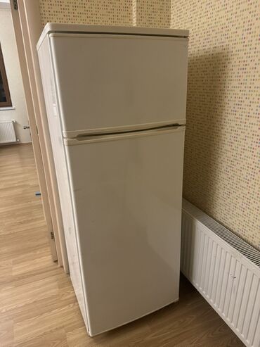 Nehrə aparatları: 2 qapılı Soyuducu Satılır, rəng - Ağ