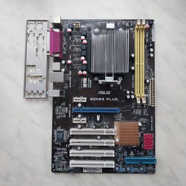 Ana platalar: Ana Platası Asus M2N68 Plus
