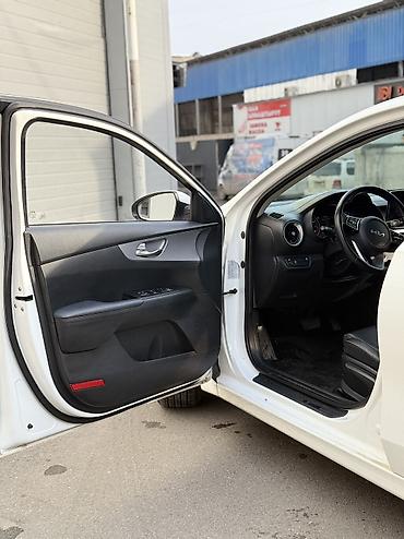 Kia: Kia K3: 2021 г., 1.6 л, Вариатор, Бензин, Седан — 14