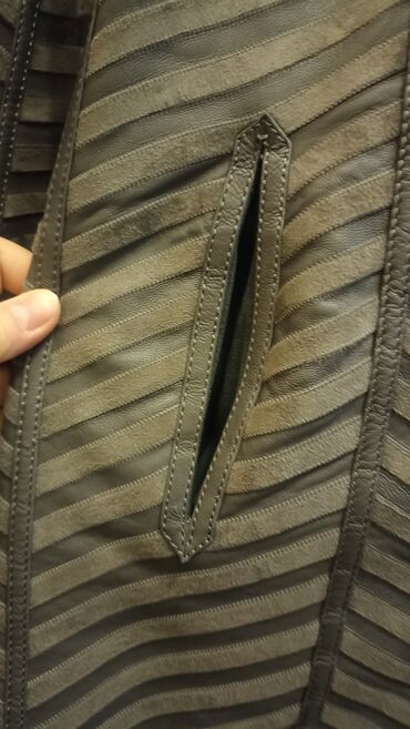 Paltolar: Qadın üçün qışlıq palto-dublyonka. İstanbuldan 600& alınıb. iki — 3