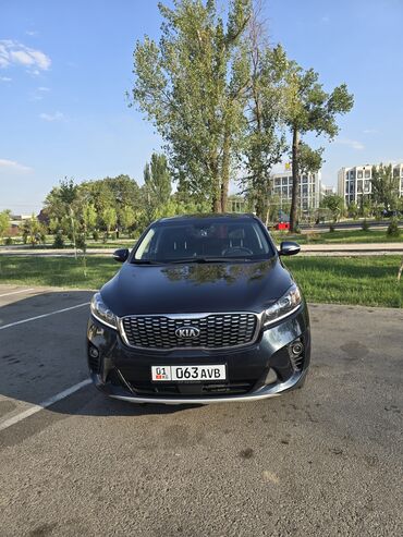 срочно в связи с переездом: Kia Sorento: 2018 г., 2 л, Типтроник, Дизель, Кроссовер