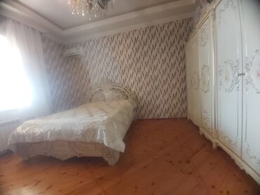 Uzunmüddətli kirayə evlər: 400 kv. m, 7 otaqlı -da lalafo.az — 10 Uzunmüddətli kirayə evlər: 400 kv. m, 7 otaqlı — 10