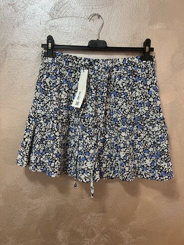suknje sa slicem: M (EU 38), Mini, bоја - Šareno