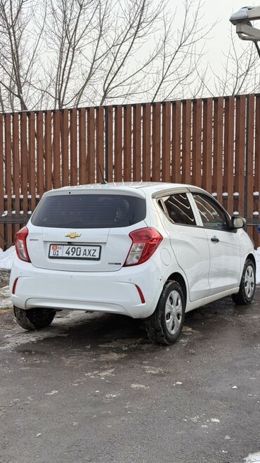 Chevrolet: Chevrolet Spark: 2020 г., 1 л, Вариатор, Бензин, Хэтчбэк — 2