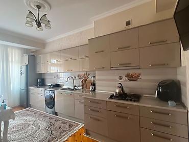 Mətbəx mebeli satılır 650₼. Ölçü 7m. Üzərində qaz moyka aspirator