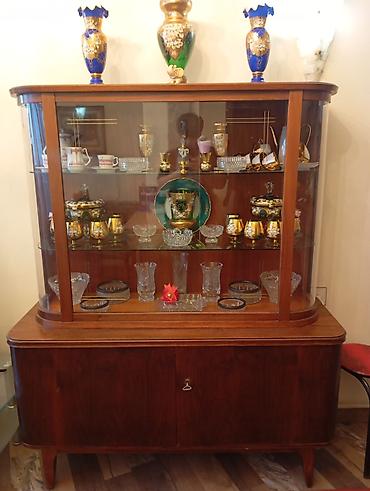dolablar lalafo: Ağac vitrini və bufet kombini - Material: təbii ağac (şabalıd/qoz — 1
