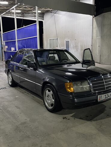 kia автомобиль: Mercedes-Benz 230: 1989 г., 2.3 л, Автомат, Бензин, Седан