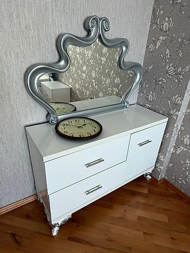 Mebel: İkinəfərlik çarpayı, 2 tumba, İşlənmiş — 4