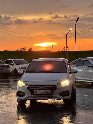 infinity fx35: Hyundai Solaris: 2018 г., 1.6 л, Автомат, Бензин, Седан — 10