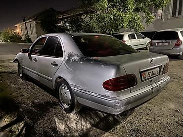 1 kz: Mercedes-Benz E-Class: 1997 г., 2.3 л, Механика, Бензин, Седан — 4