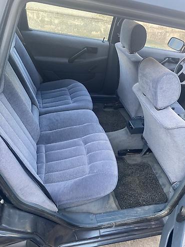 Транспорт: Volkswagen Passat: 1989 г., 1.8 л, Механика, Бензин, Универсал — 8