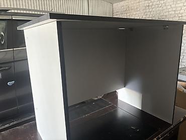 Офисные столы: Продаю офисные столы. Серый с задвижкой и шкафчиком, размер 90см х 70 — 7