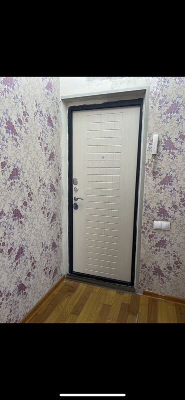 квартиру в микрорайонах: 1 комната, 36 м², 105 серия, 3 этаж, Старый ремонт