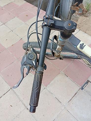 velosiped kameri: Dağ velosipedi təkər-seti və komponentləri bir az rəngi solğun dur — 6