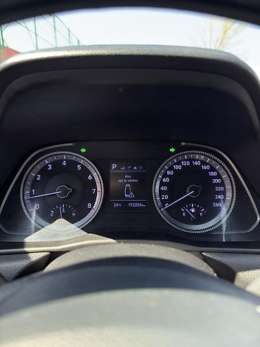 Hyundai: Hyundai Sonata: 2019 г., 2 л, Автомат, Газ, Седан — 24