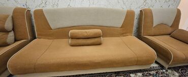 Bentley: Divan, Divan